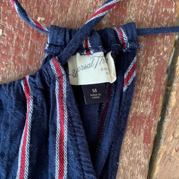 Adorable Navy Jumper Universal Thread / Women’s Medium / Halter - Picture 3 of 7